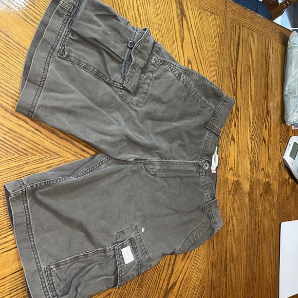Men's Levi's Cargo Shorts Tan / Brown - Waist‎ 33 - Picture 1 of 8